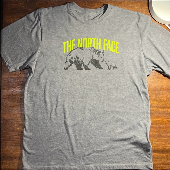 North Face Tee - Picture 2 of 4